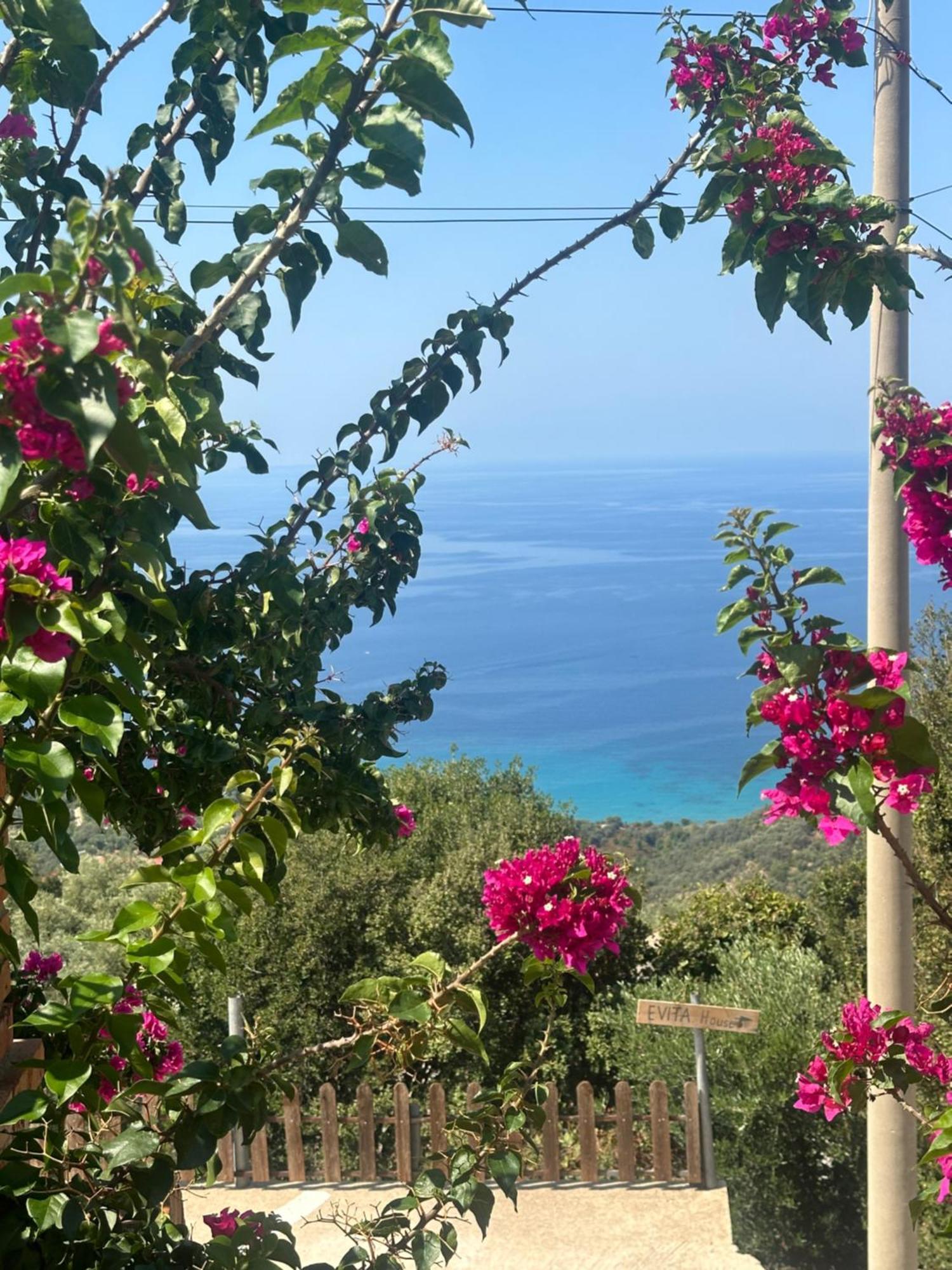 Evita'S House Λούκοβο Εξωτερικό φωτογραφία